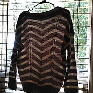 Sweater grey and white w/silver buttons on shoulde